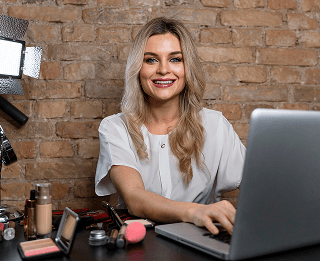 beauty-vlogger-making-video-her-online-followers